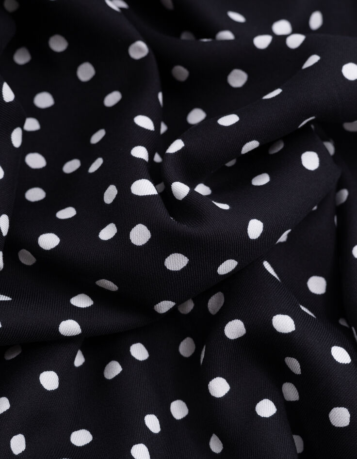 Schwarzes Shirt LENZING&trade; ECOVERO&trade; Damen Tupfenmuster-6