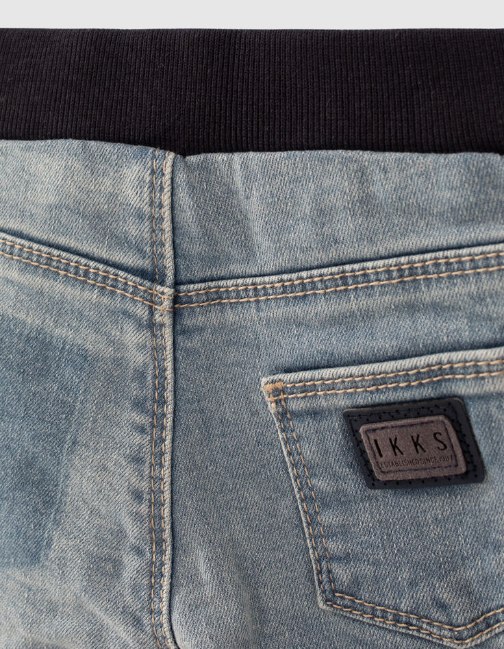 Baby boys’ blue jeans with print and badge-4