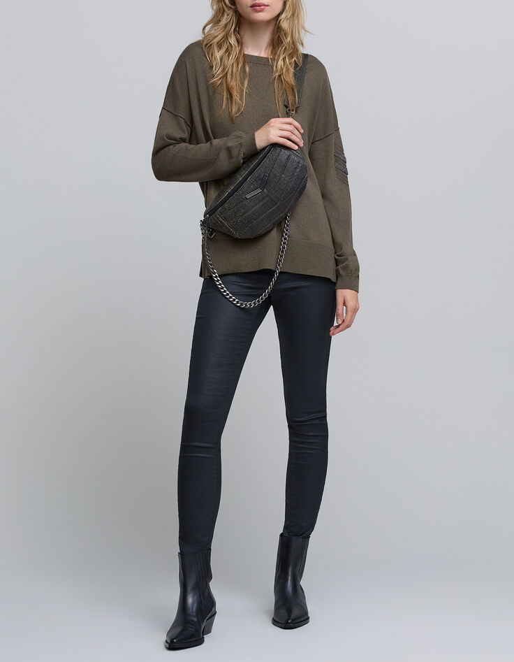 Women’s khaki boat neck sweater with stitch/chain chevron-1