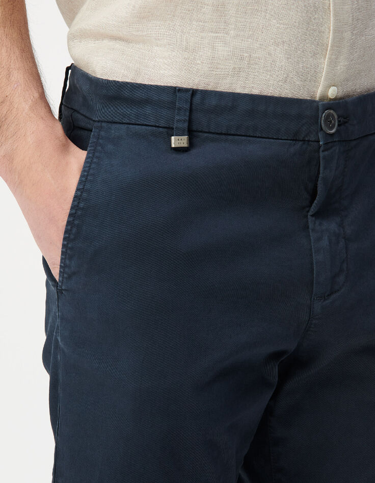 Marineblaue CHINO-Herrenbermudas-5