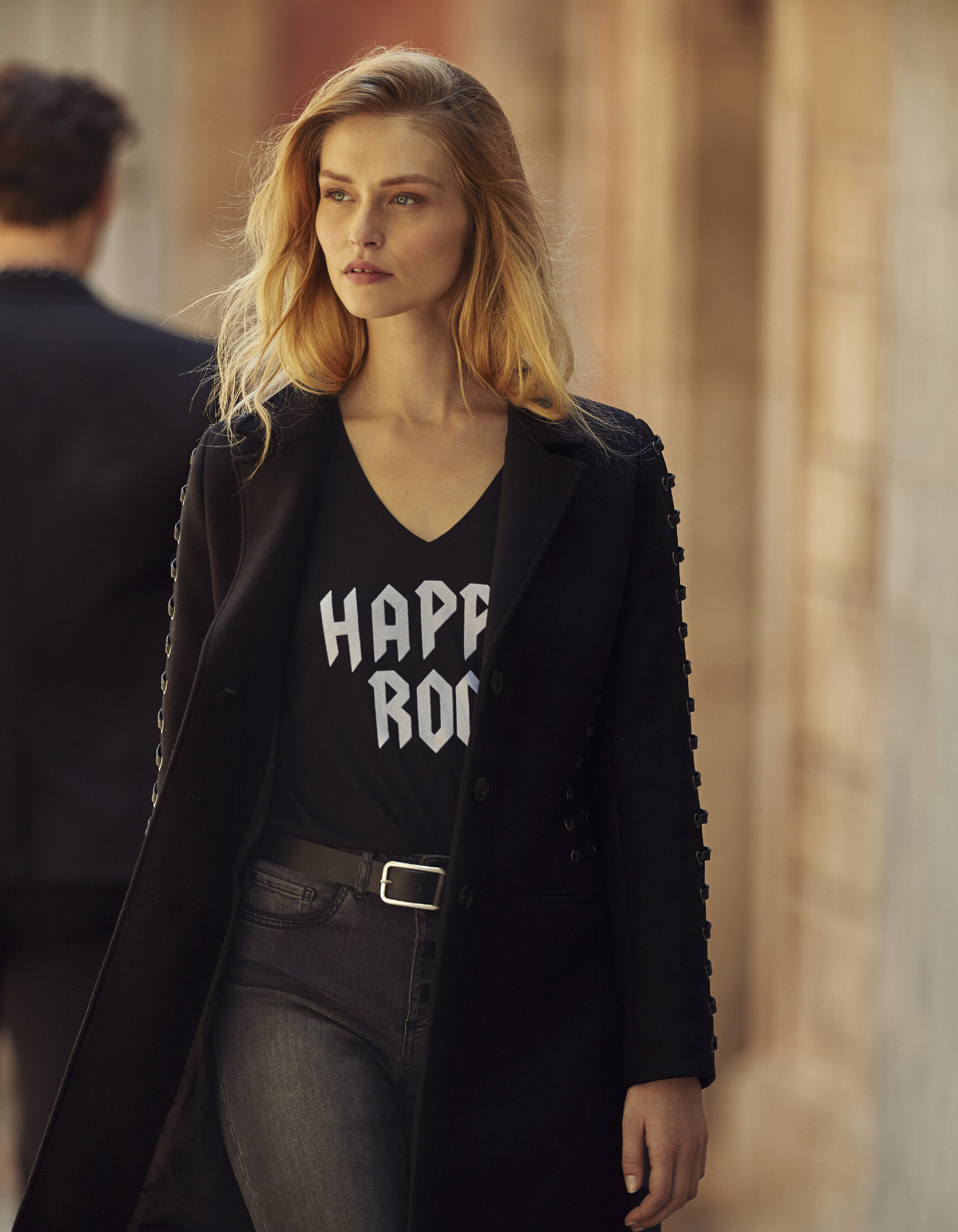 Women s coat arm lacing