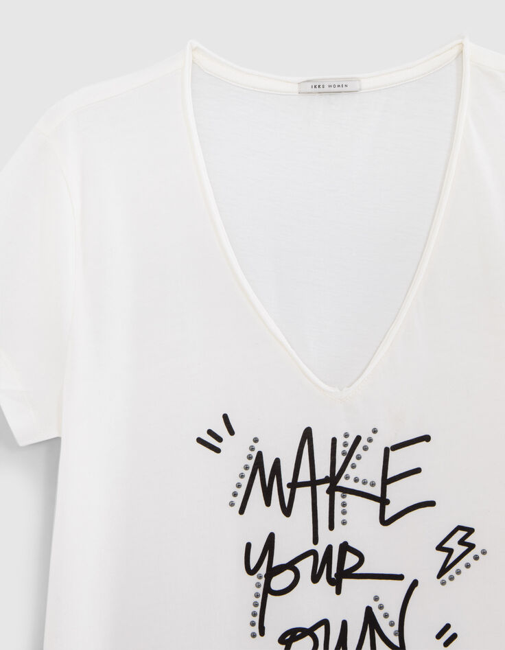 Wei&szlig;es Damen-T-Shirt mit Schriftzug und Nieten-5