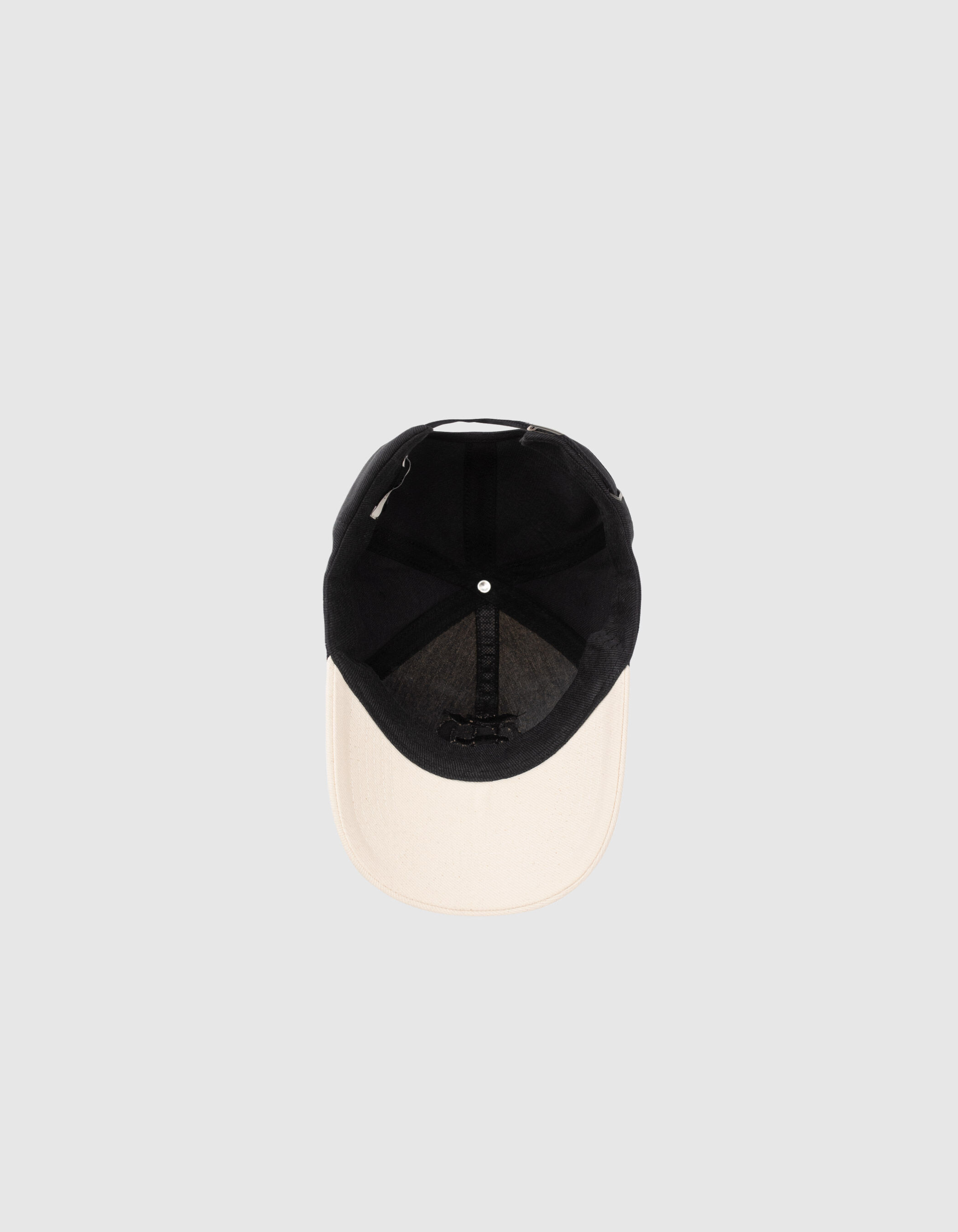 Men's ivory and black FQ-embroidered cap