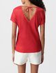 Tee-shirt rouge encolure V devant et dos-3