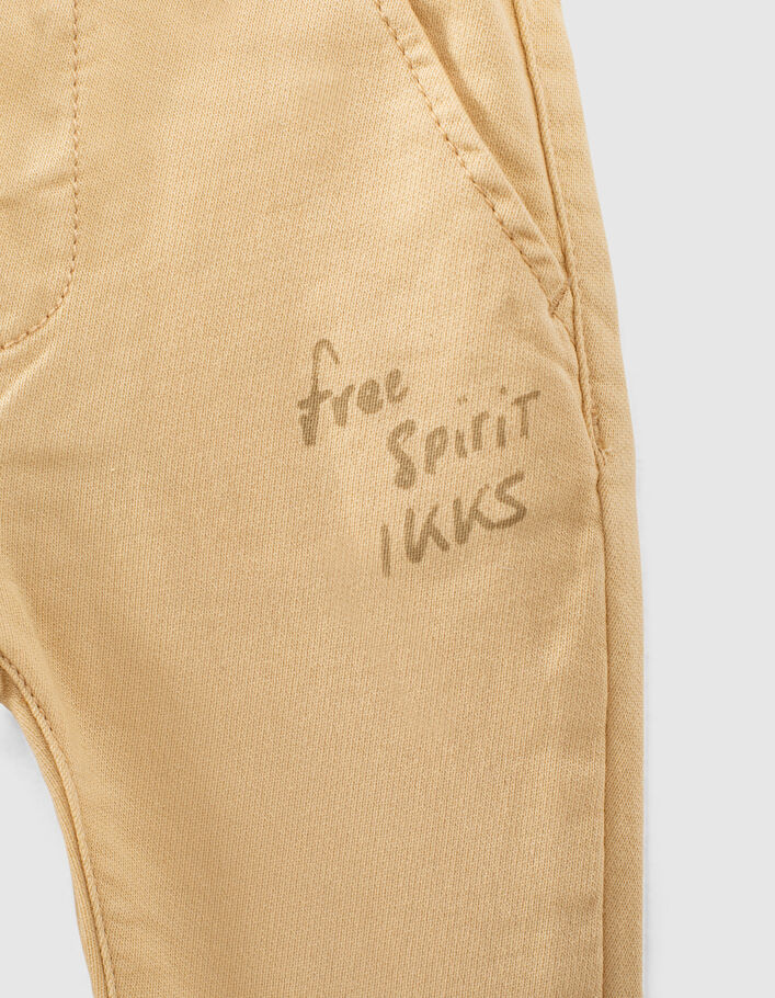 Kornbraune Knitlook-Jeans aus Biobaumwolle für Babyjungen  - IKKS