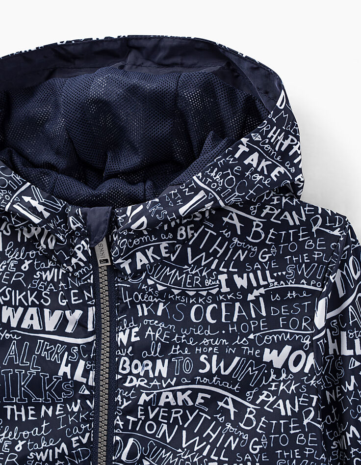 Marineblaue Jungen-Windjacke mit Allover-Print -5