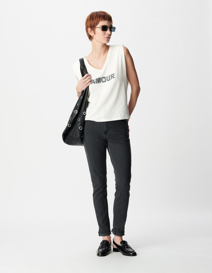 Camiseta blanca de mujer de algod&oacute;n org&aacute;nico con mensaje en las hombreras-1