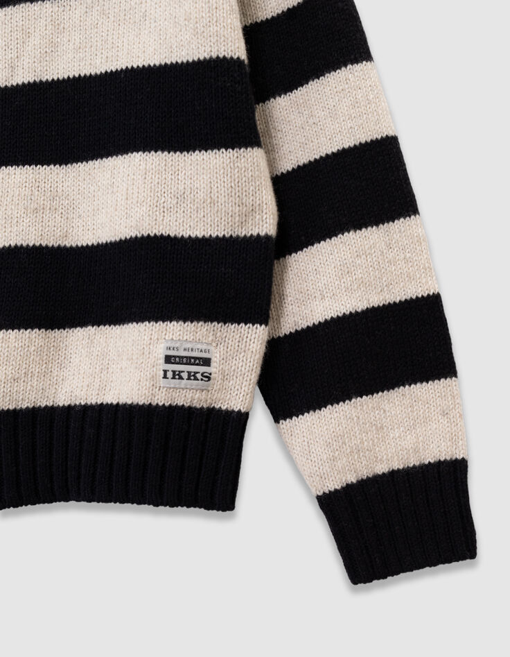 Schwarzer Jungenstrickpullover beigefarbene Streifen-4