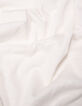 Camiseta blanca de mujer con cuello de pico y diseño de lentejuelas en los hombros-5