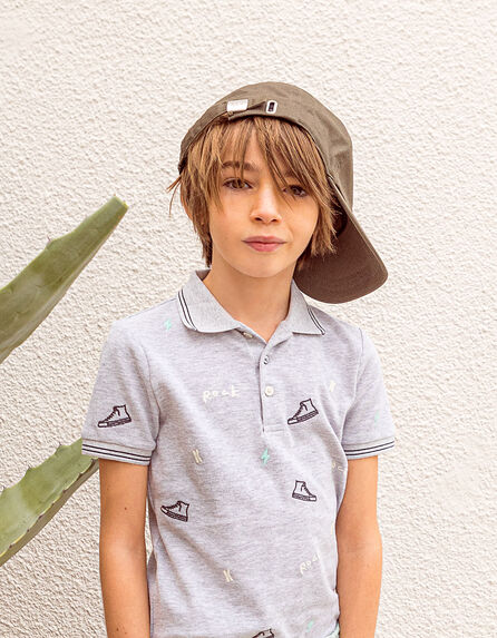 Boys’ light grey polo shirt + trainers and rock embroidery