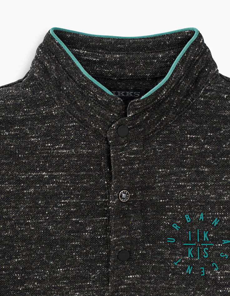 Antracietgrijze polo met print op borst en rug jongens -4 Antracietgrijze polo met print op borst en rug jongens -4