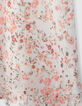 Cremewei&szlig;es M&auml;dchenkleid mit Blumen und Smocks-5