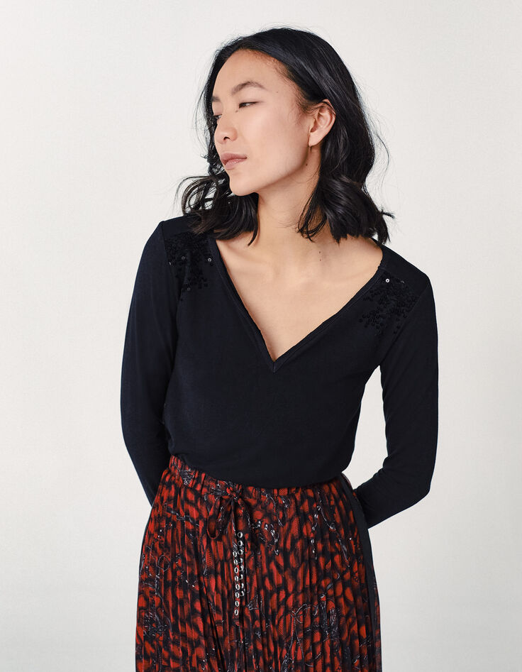 T-shirt noir en viscose détails broderie sequins épaules femme-1