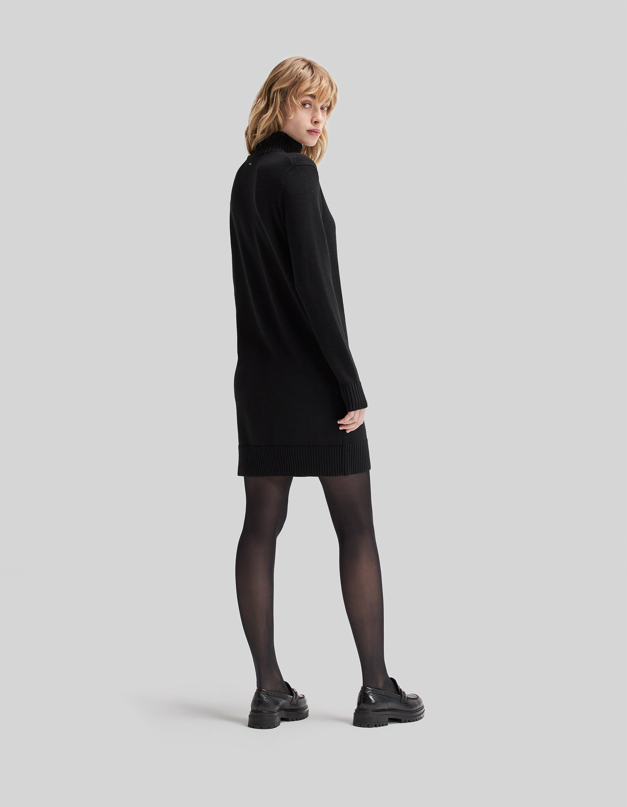 Zwart tricot 2025 jurkje