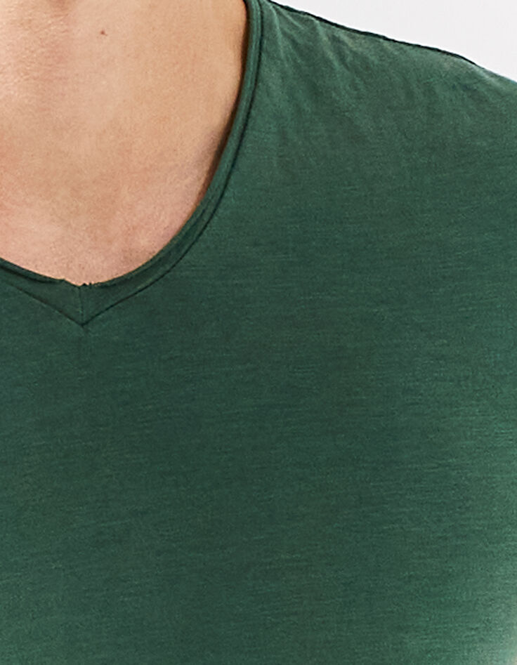 Herren-T-Shirt L'Essentiel mit V-Ausschnitt in Grün-3