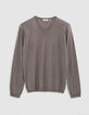 Pull tricot encolure V Homme-1