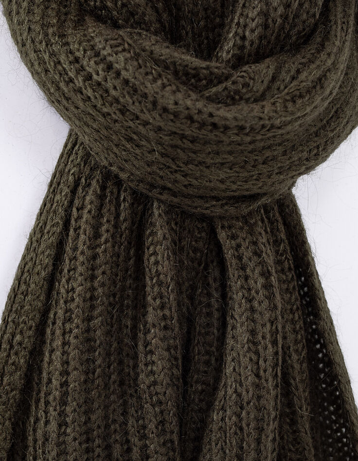 Khaki Damenschal aus Flauschstrick-3
