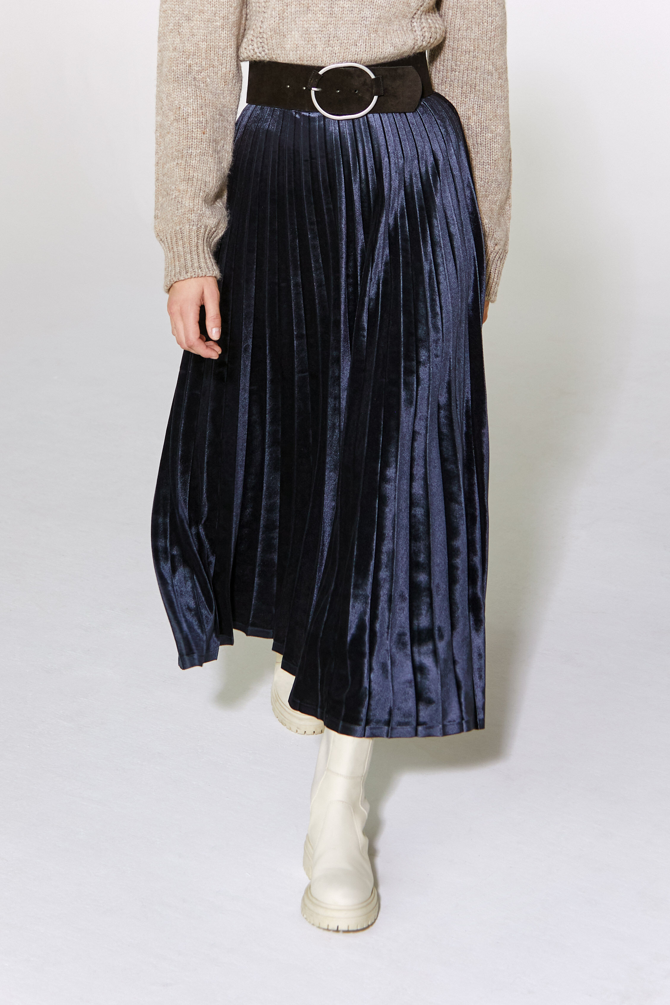 Jupe longue pliss e en velours bleu marine femme
