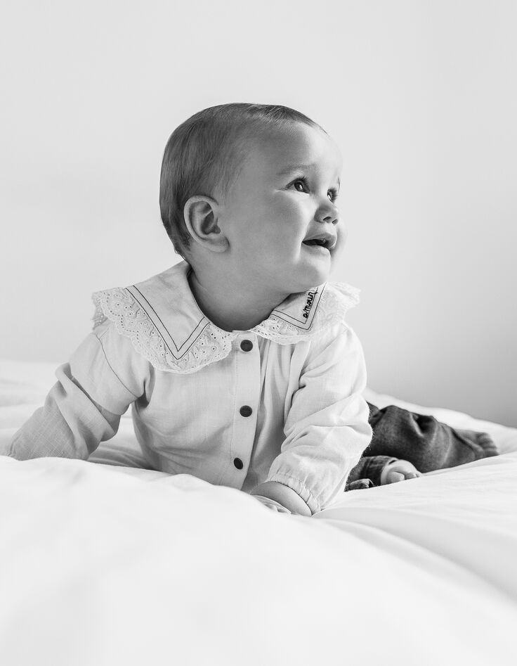 Shirt voor babymeisjes in ecru met kanten kraag-7