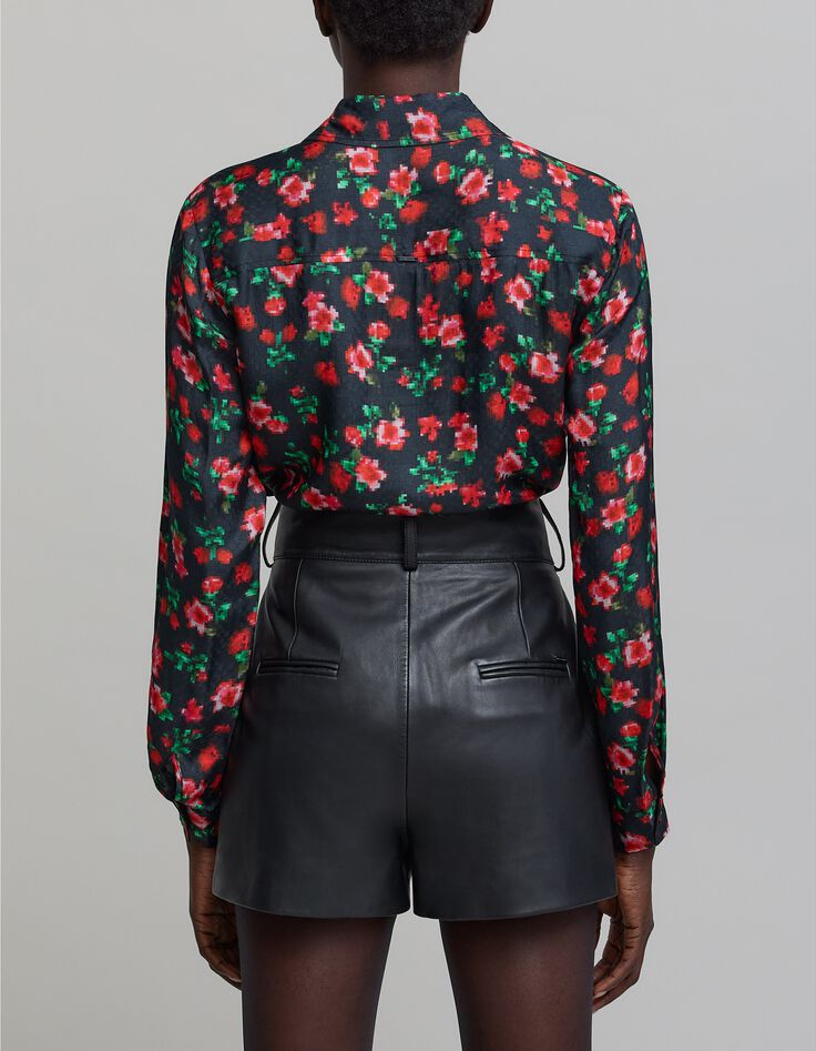 Zwart dameshemd met bloempixelprint-4