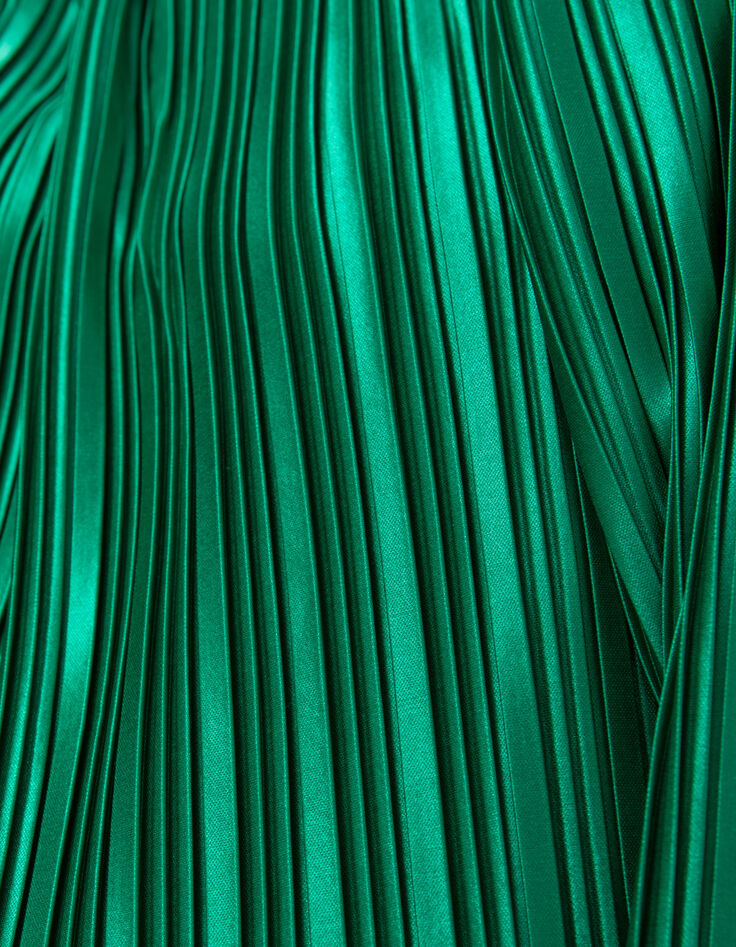 Women&rsquo;s green pleated long dress-10