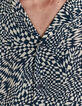 Marineblaues REGULAR-Herrenhemd mit optischem Print-3