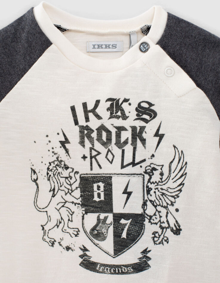 Cremeweißes Shirt mit Wappen für Babyjungen -2 Cremeweißes Shirt mit Wappen für Babyjungen -2