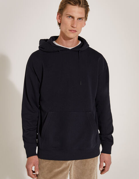 Men’s navy hoodie with kangaroo pocket