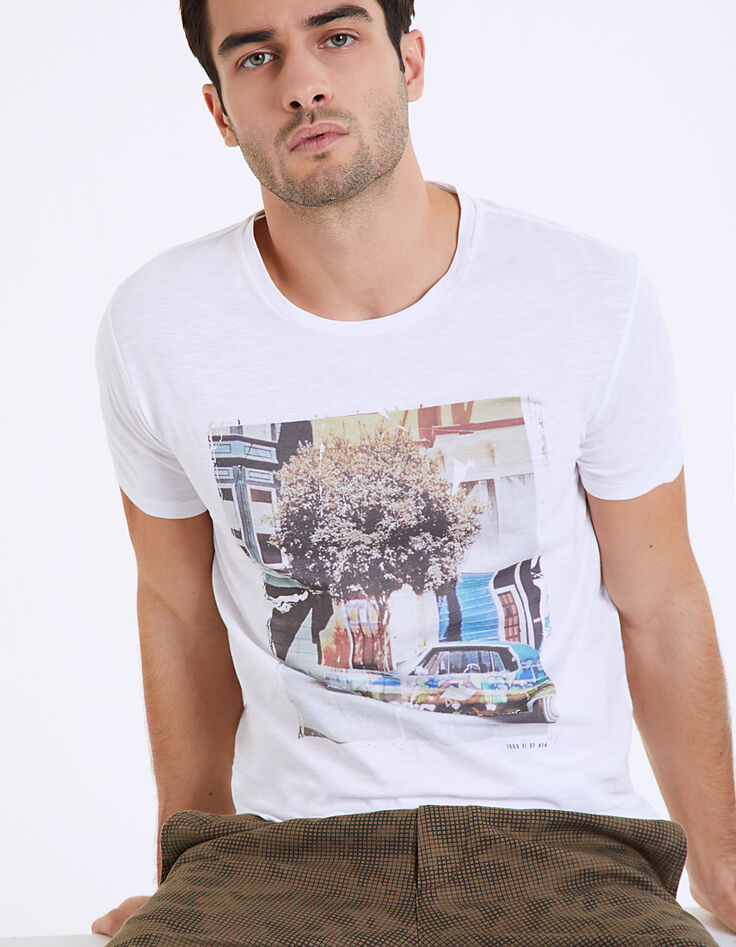 Men’s white Don't worry Be Hippy car graphic T-shirt-1 Men’s white Don't worry Be Hippy car graphic T-shirt-1