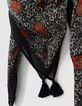 Foulard &eacute;cru &agrave; motif l&eacute;o cachemire Femme-4