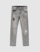 Light grey skinny jeans met print en badge jongens -1