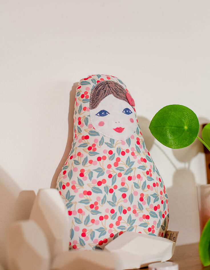BARNABE AIME LE CAFE Russian doll musical box-1