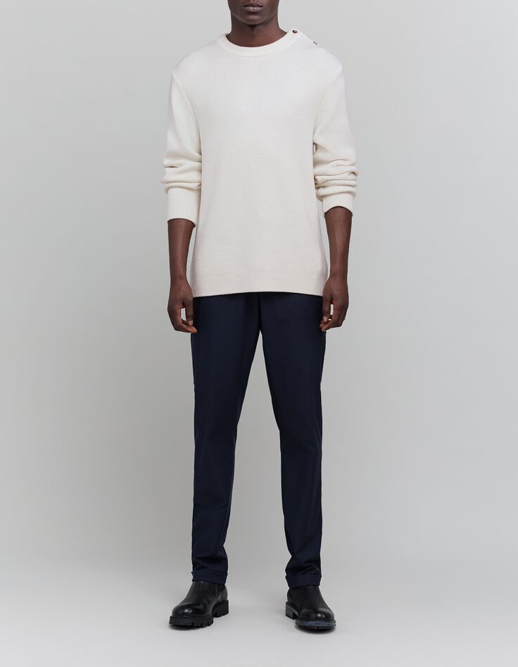 Pull blanc cass&eacute; tricot boutons &eacute;paule Homme-2
