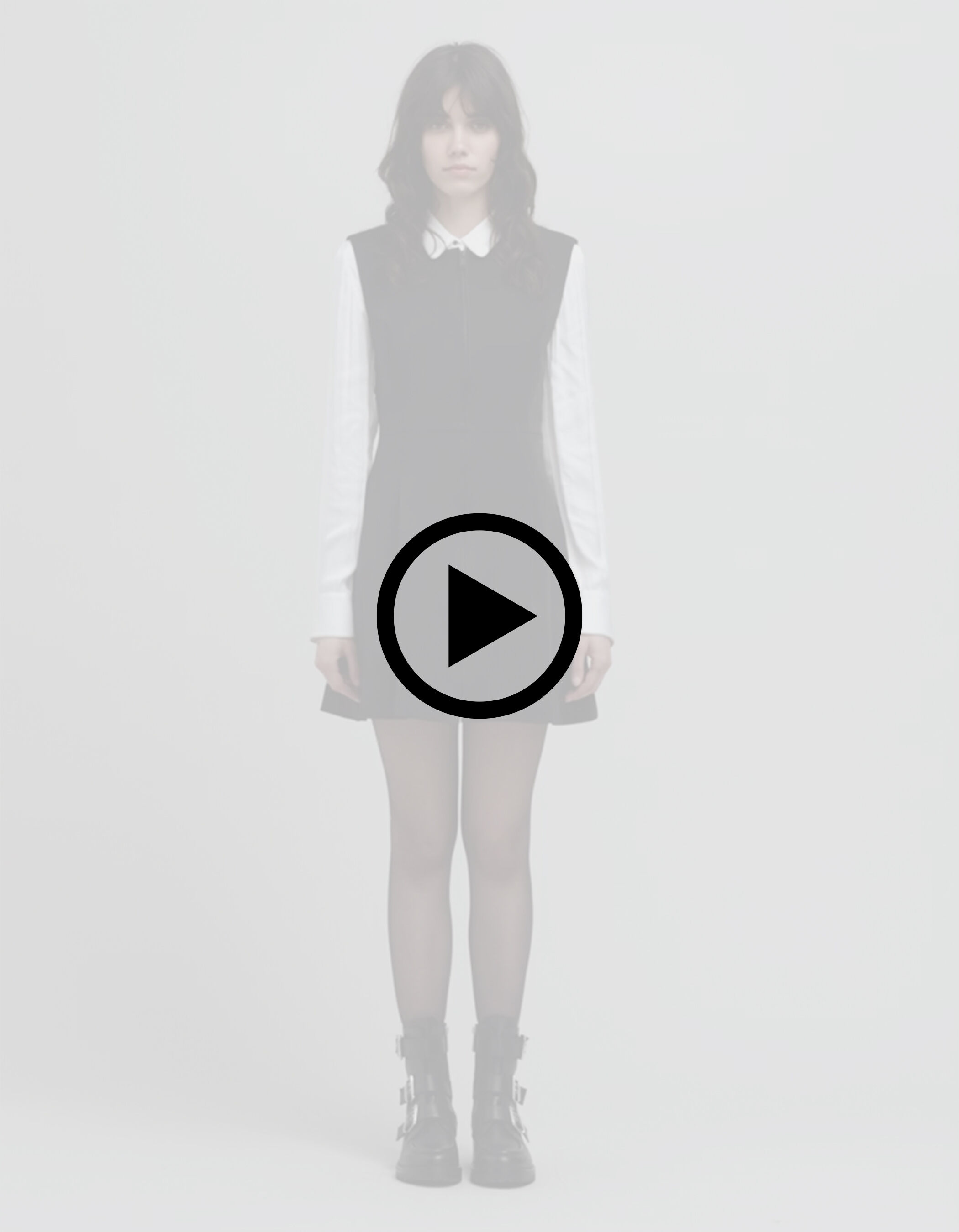 Women's black zip dress with technical spirit