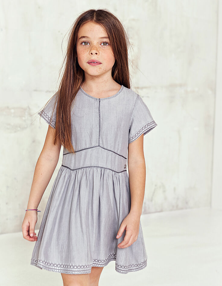 Girls’ grey flowing dress, placed embroidery-1