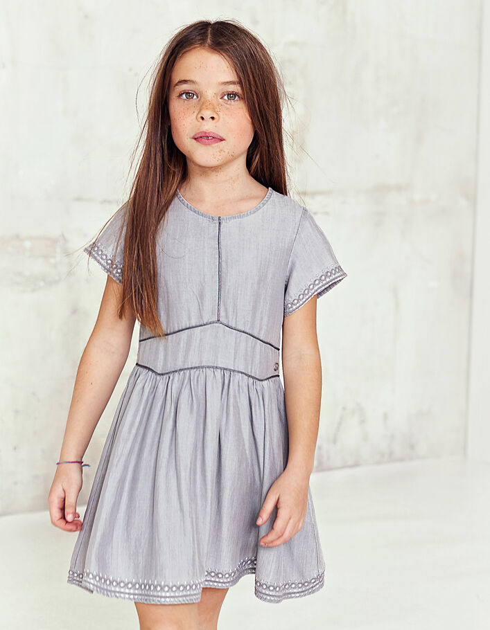 Girls’ grey flowing dress, placed embroidery - IKKS