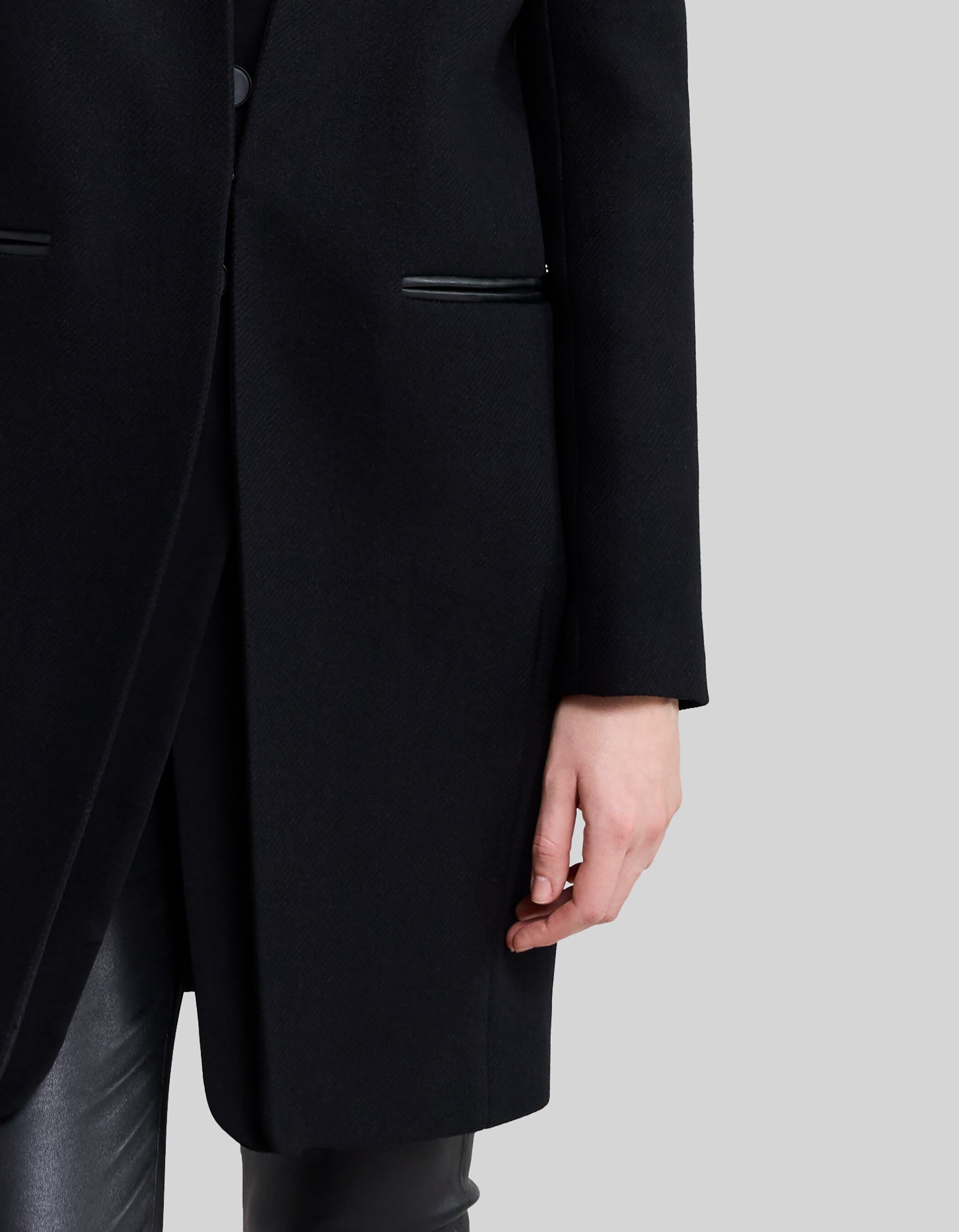 Manteau mi long noir double col enduit femme