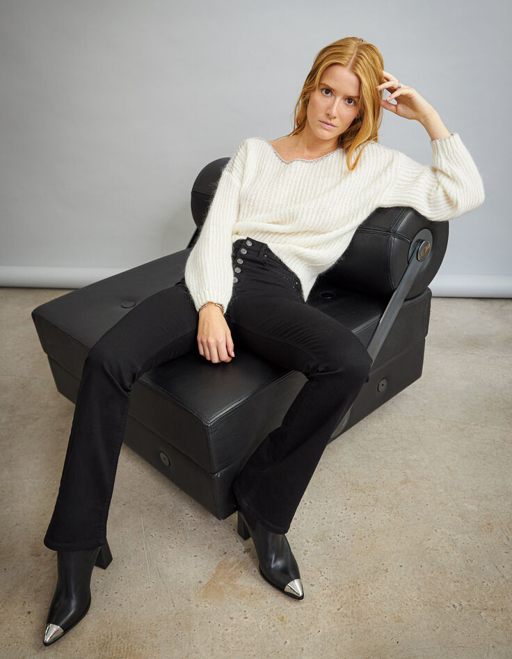 Grof gebreide ecru trui met mohair voor dames-5