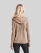Damen-Strickcardigan in Camel Lurex Blumen-Ajours hinten-2