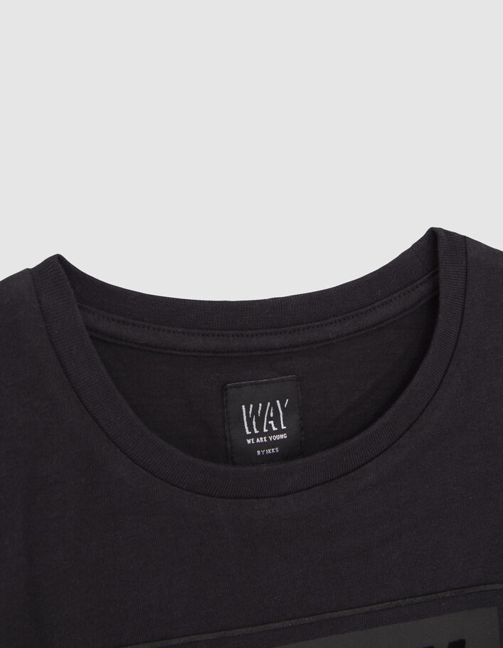 Boys’ black organic T-shirt with flocked slogan and frame-3