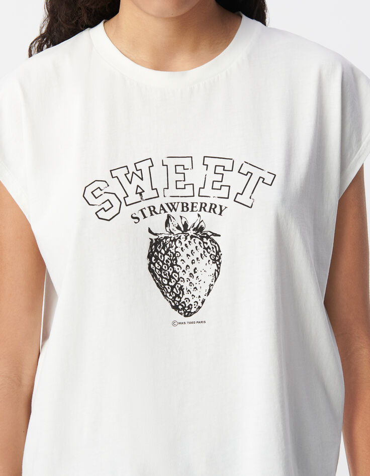 White short-sleeved T-shirt, strawberry image-4 White short-sleeved T-shirt, strawberry image-4