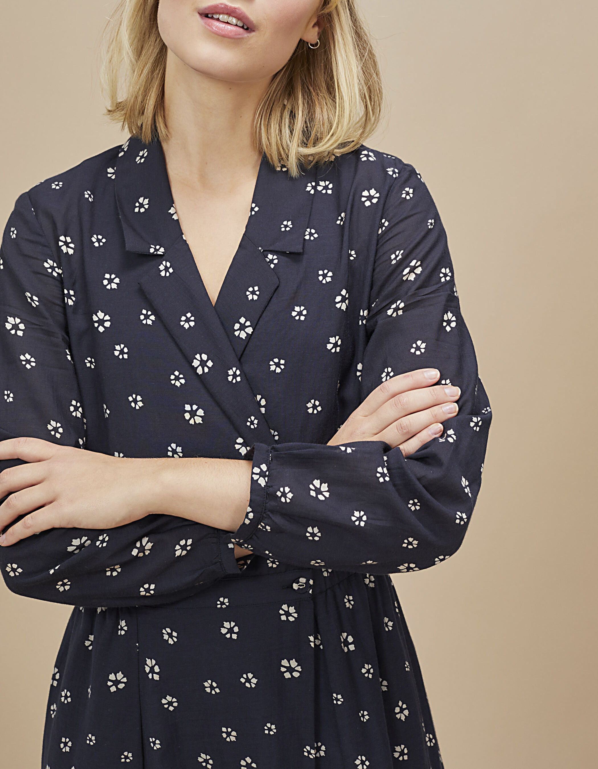 Robe i code fleurs outlet
