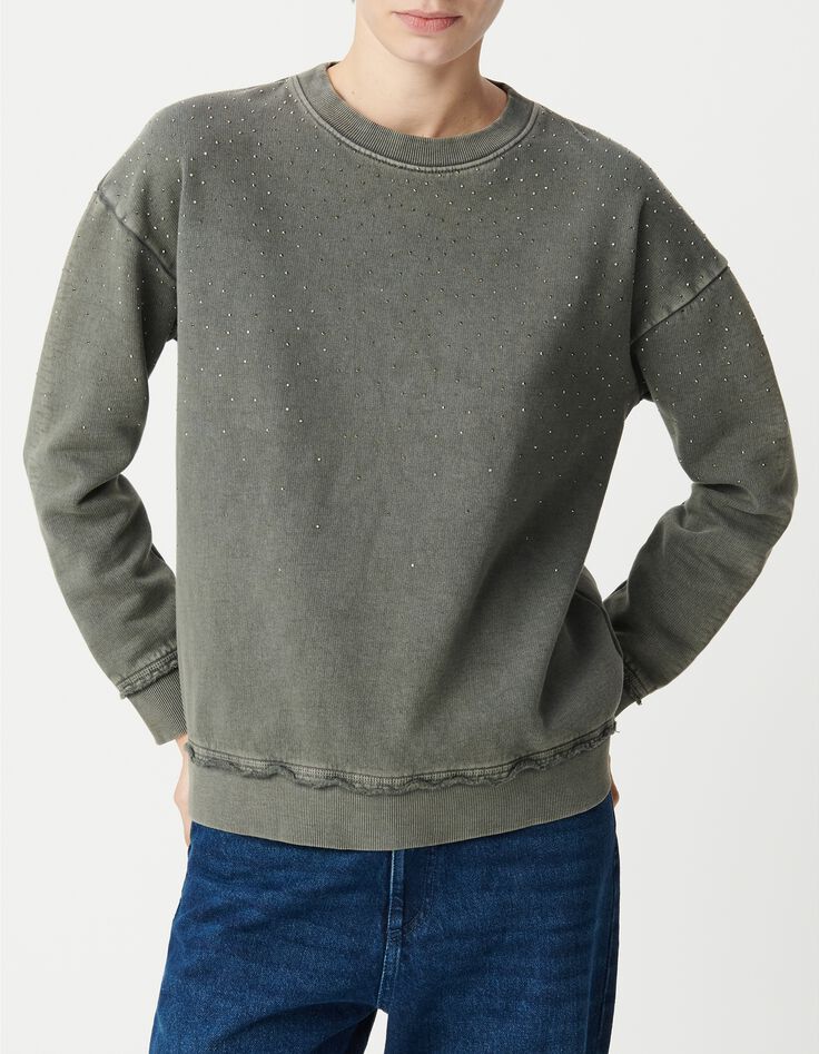 Sudadera suelta de mujer con capucha de forro polar gris y adorno de tachuelas-5