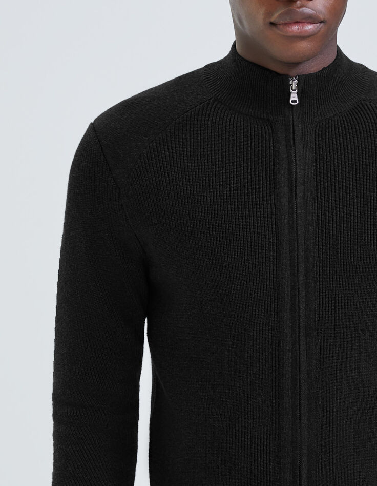 C&aacute;rdigan negro punto cuello camionero Hombre-4