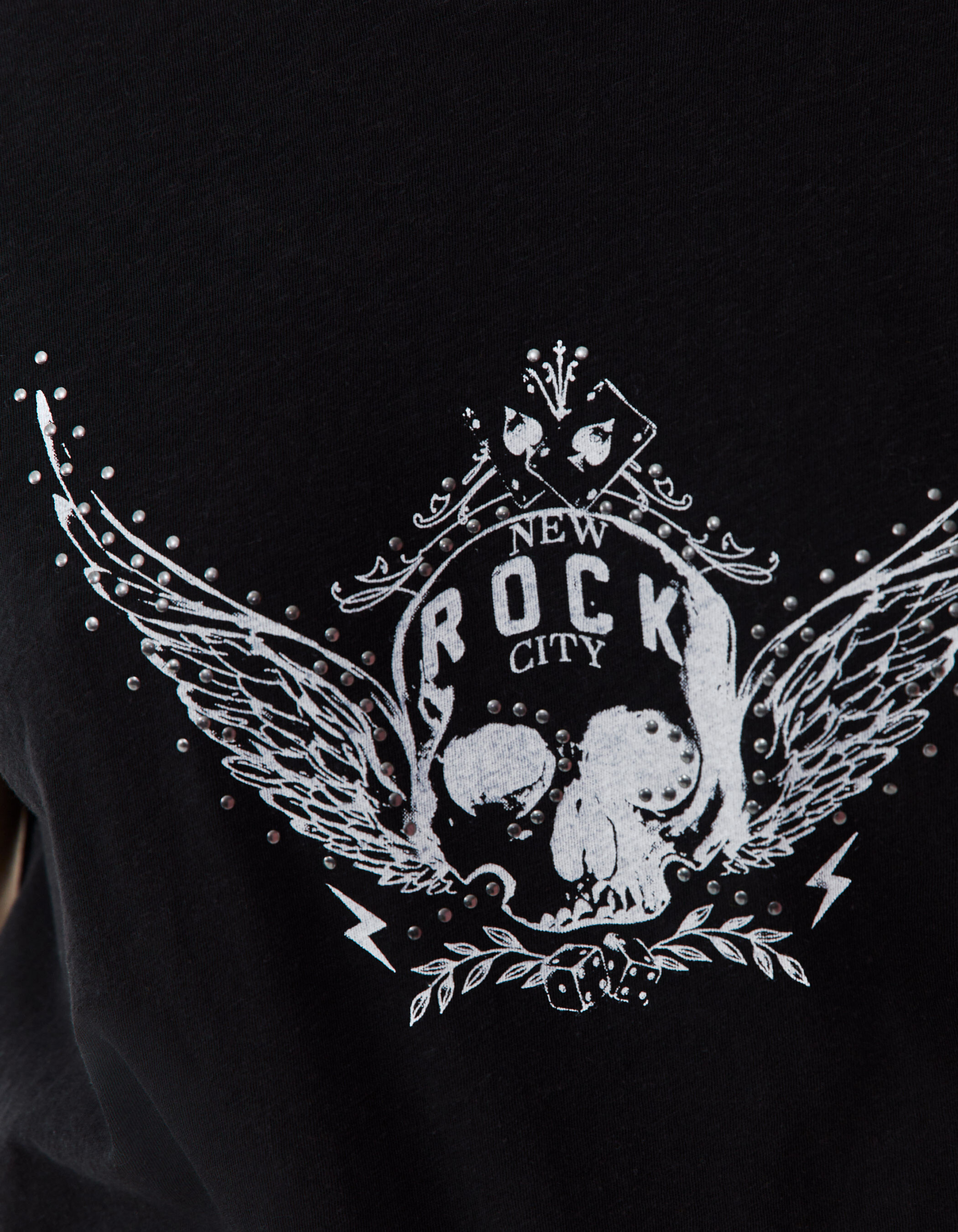 Tee shirt noir visuel t te de mort ail e Femme