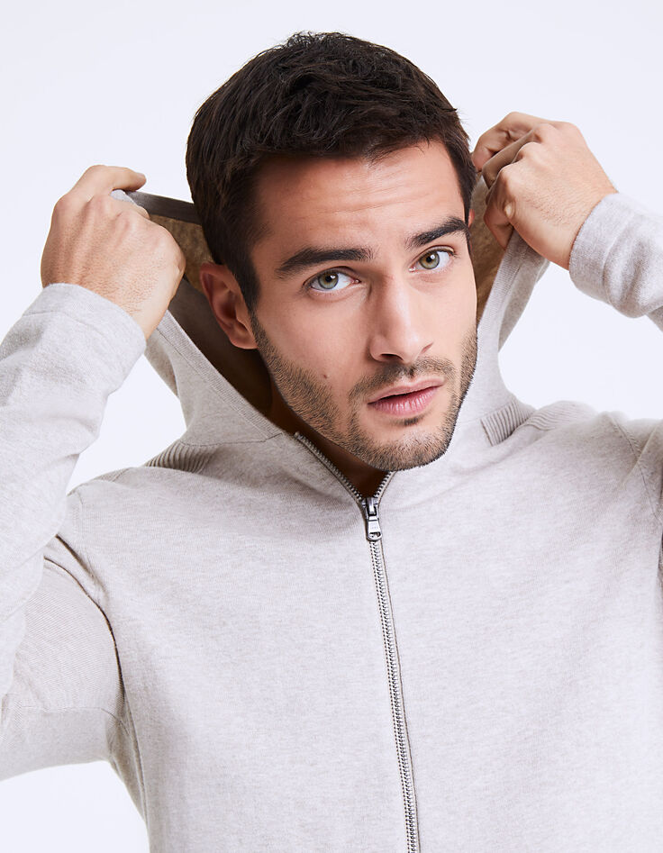 Cárdigan beige cremallera y capucha Hombre-5