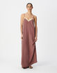 Mujer vestido largo burdeos con detalle de puntilla y tirantes finos-1