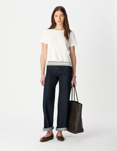 Tee-shirt col rond blanc d&eacute;tail crochet et sequins Femme - IKKS