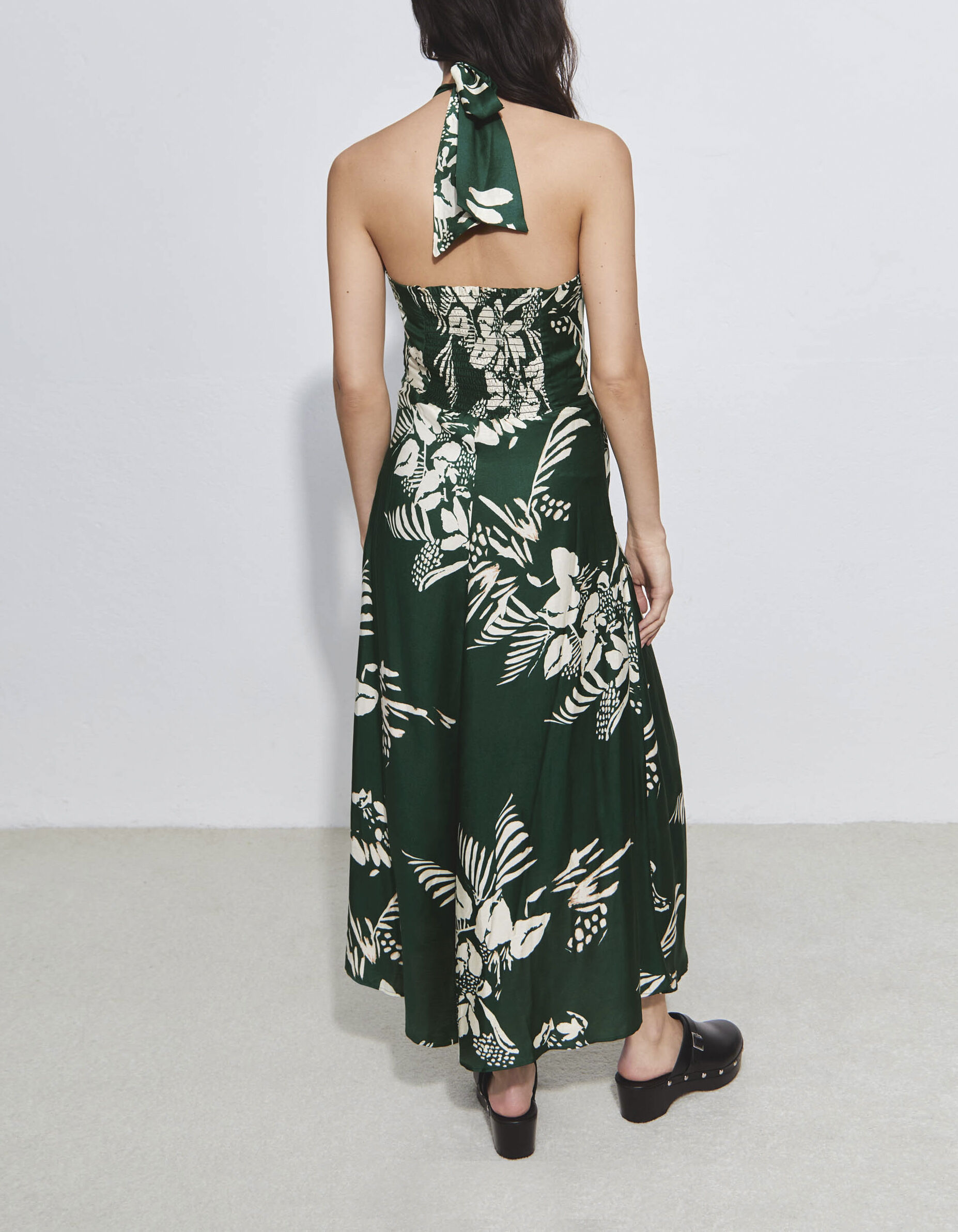 Pure Edition Women s green Jungle Vibe backless dress