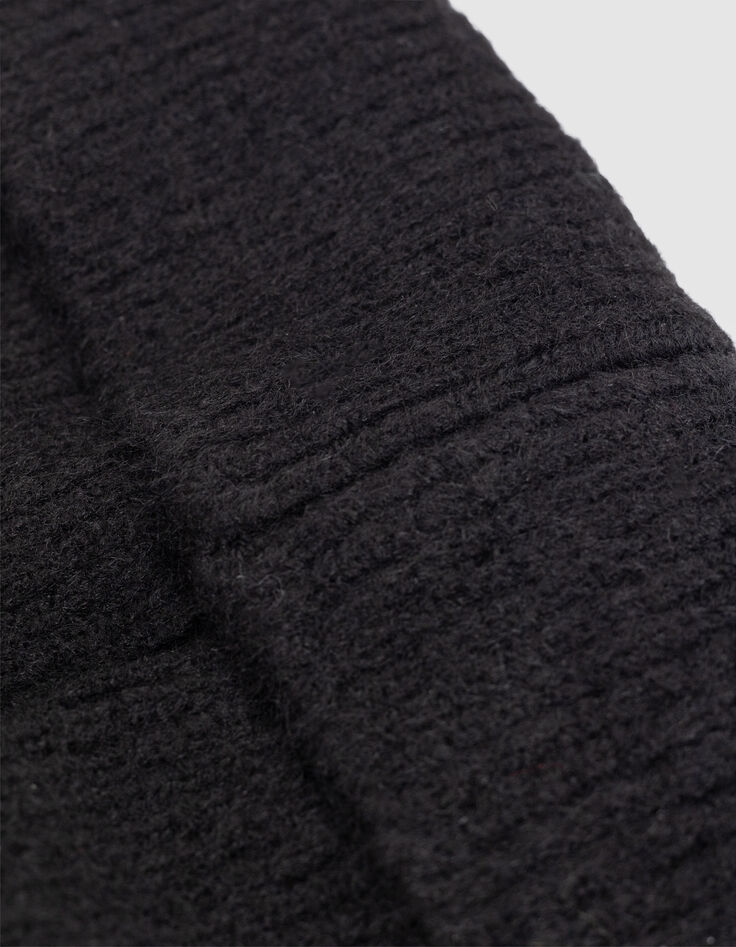 Schwarze Damenstrickm&uuml;tze mit gesticktem Chevron-Muster-5